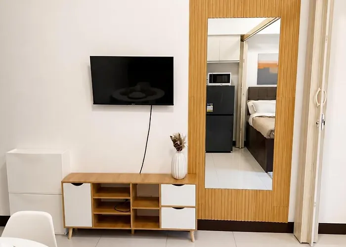 Aparthotel In Mckinley Near Bgc & Airport *